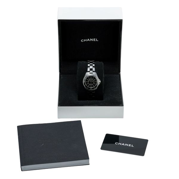 Chanel J12 H5701